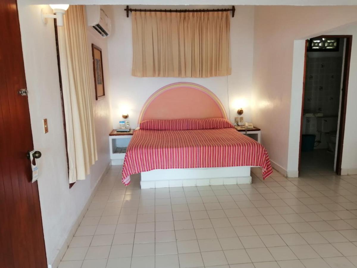 Hotel Catalina Beach Resort زيهواتانيجو المظهر الخارجي الصورة